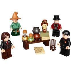   LEGO 40500 Harry Potter Wizarding World Minifigure Accessory Set