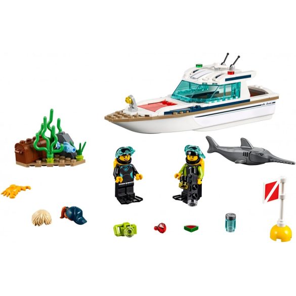 LEGO 60221 City Diving Yacht