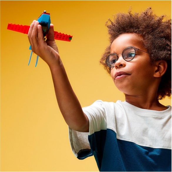 LEGO 60323 City Műrepülőgép