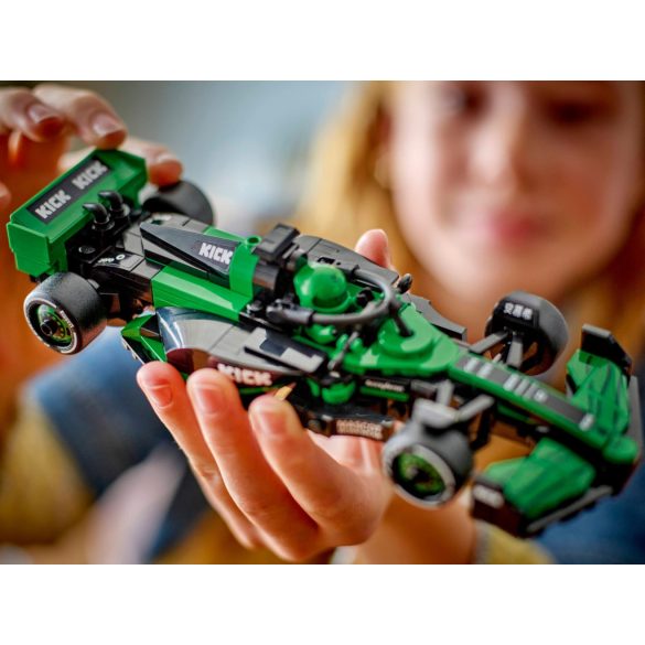 LEGO 77247 Speed Champions KICK Sauber F1 Team C44